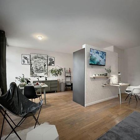 Grand Studio Confortable Situe En Centre Ville Gérardmer Exterior photo